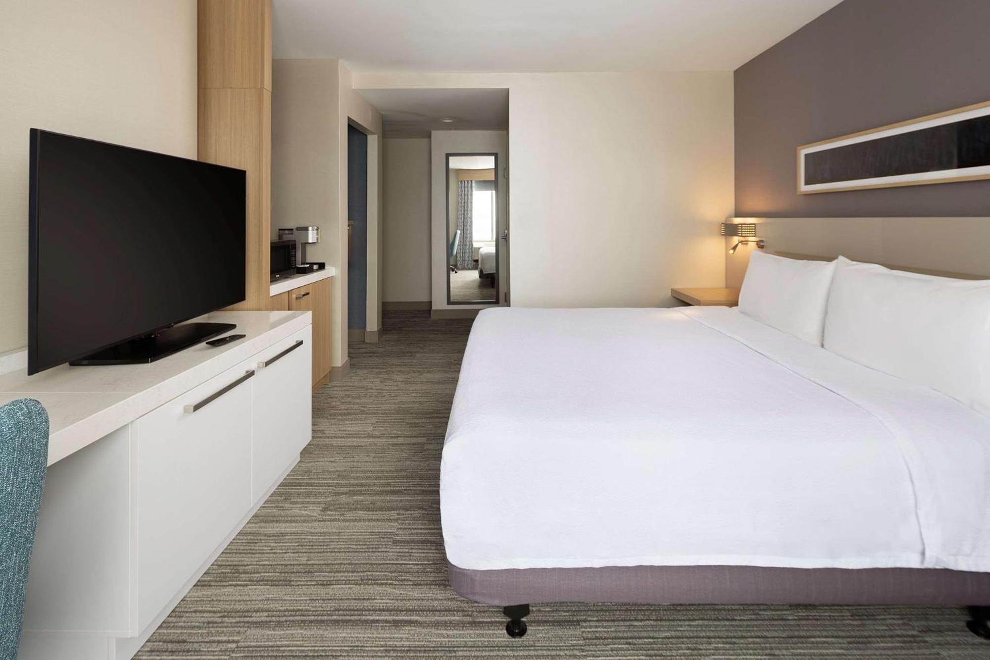 Hotel Hilton Garden Inn Queens Jfk - Newly Renovated