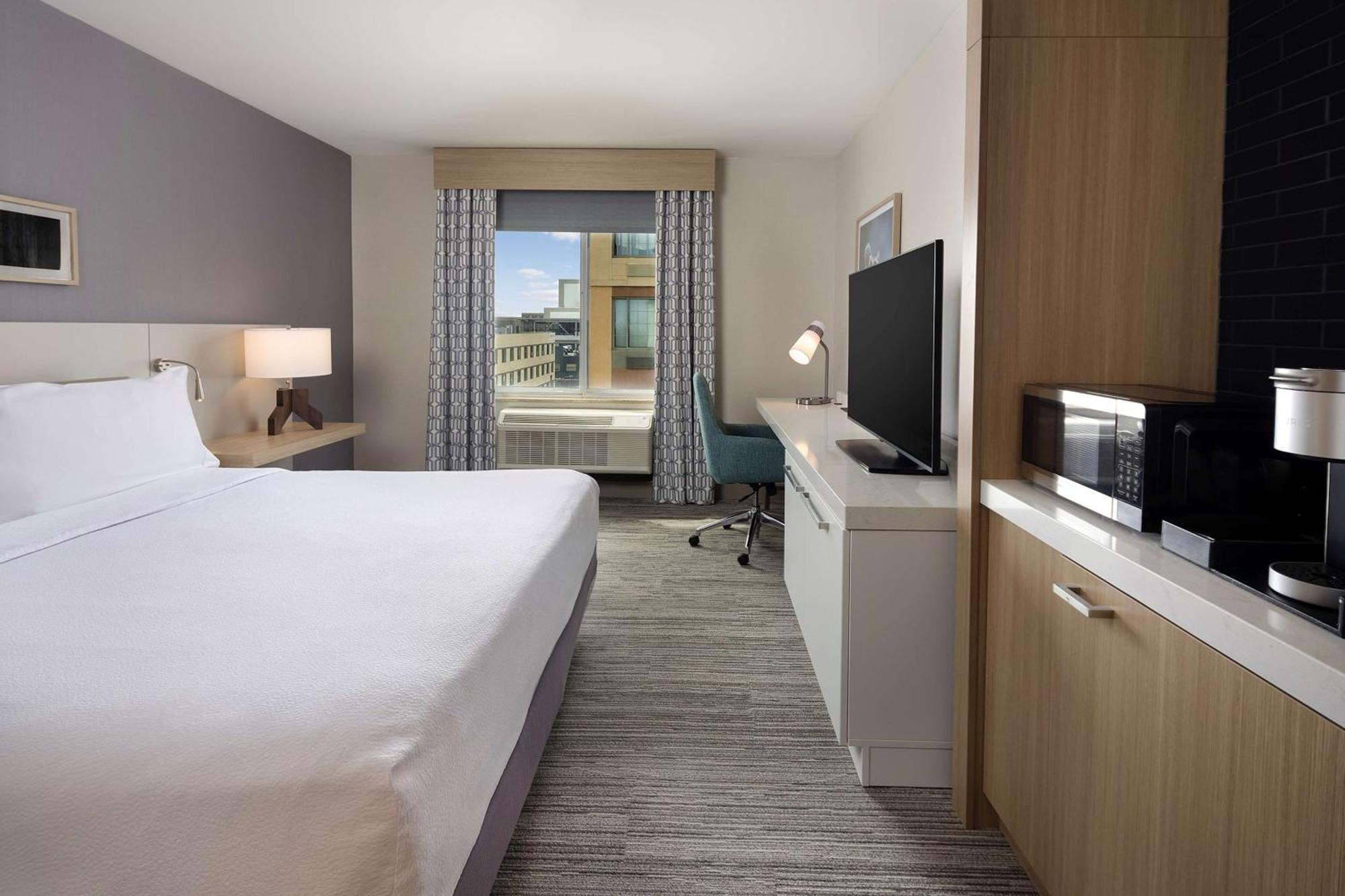 Hilton Garden Inn Queens Jfk - Newly Renovated Hotel 3*