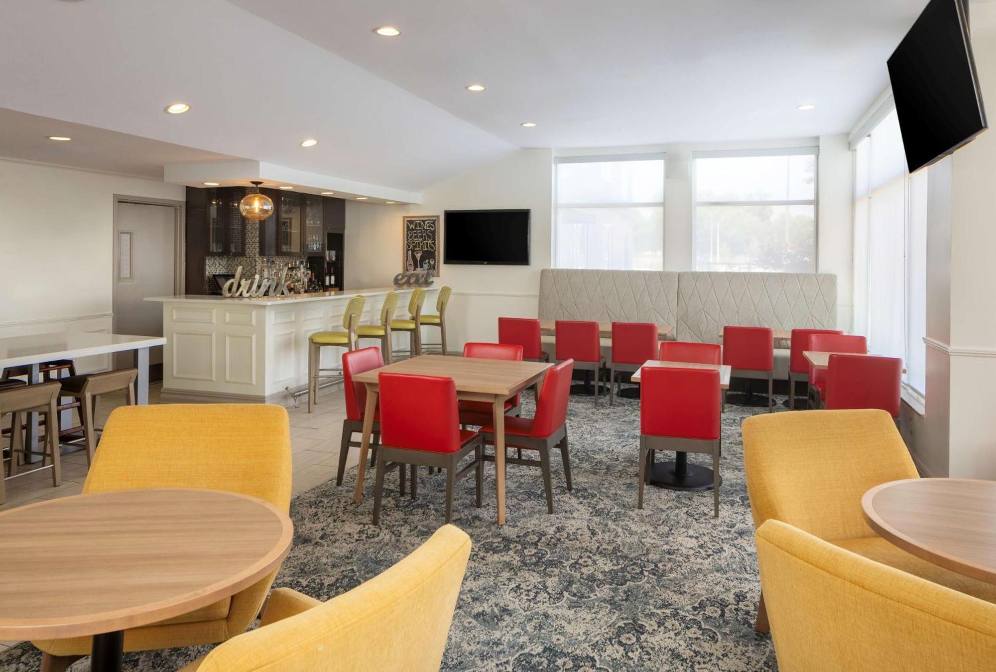 Hilton Garden Inn Queens Jfk - Newly Renovated 3*