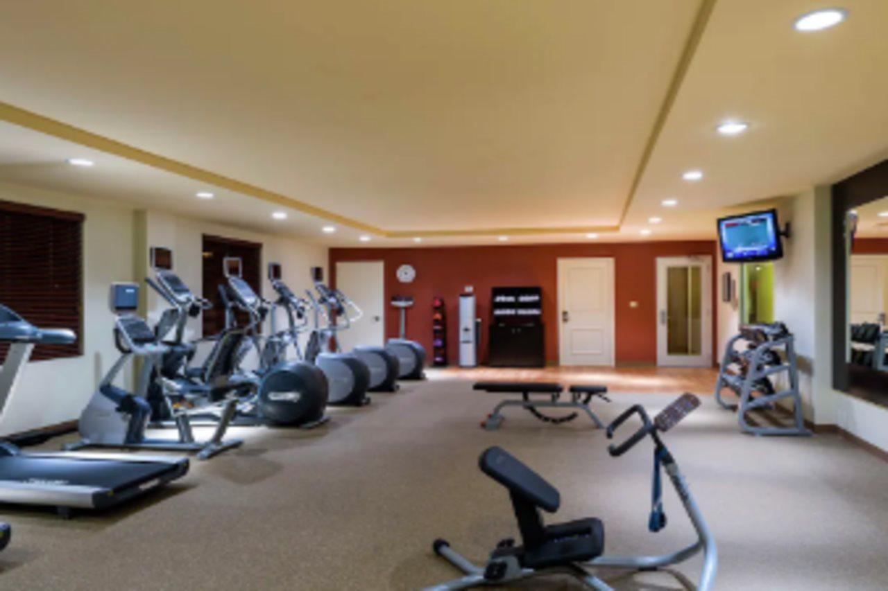 Hilton Garden Inn Queens Jfk - Newly Renovated 3*
