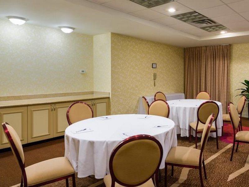 Hotel Hilton Garden Inn Queens Jfk - Newly Renovated